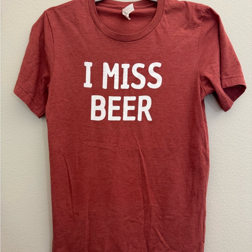 Rust Red Graphic T-Shirt with 'I Miss Beer' Print